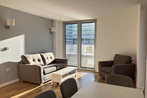 2 bedroom apartment to rent, Quadrant Court, Empire Way