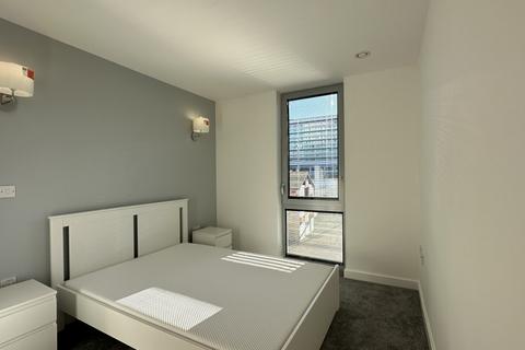 2 bedroom apartment to rent, Quadrant Court, Empire Way