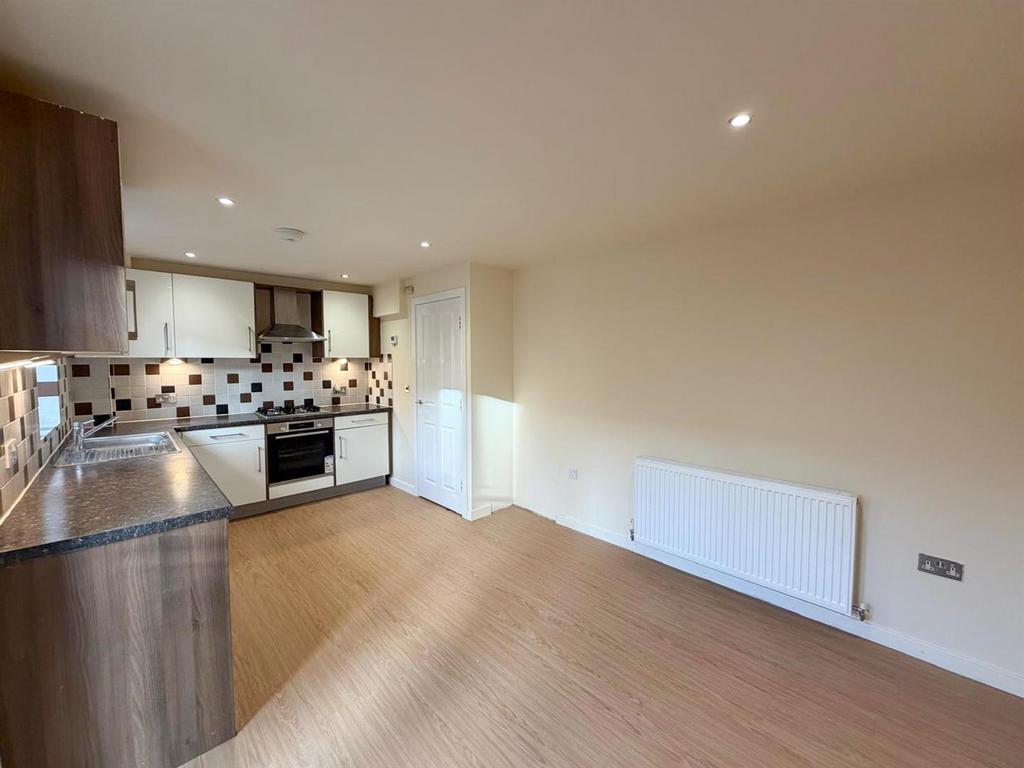 4 bed townhouse, Silsden