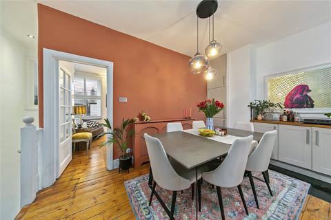 2 bedroom apartment for sale, Dover Terrace, Sandycombe Road, Kew, Surrey, TW9