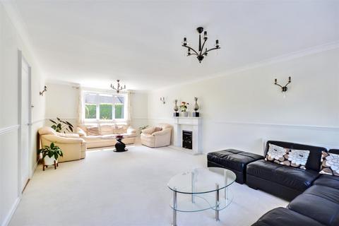 4 bedroom detached house for sale, Grangelea Gardens, Bramcote, Nottingham