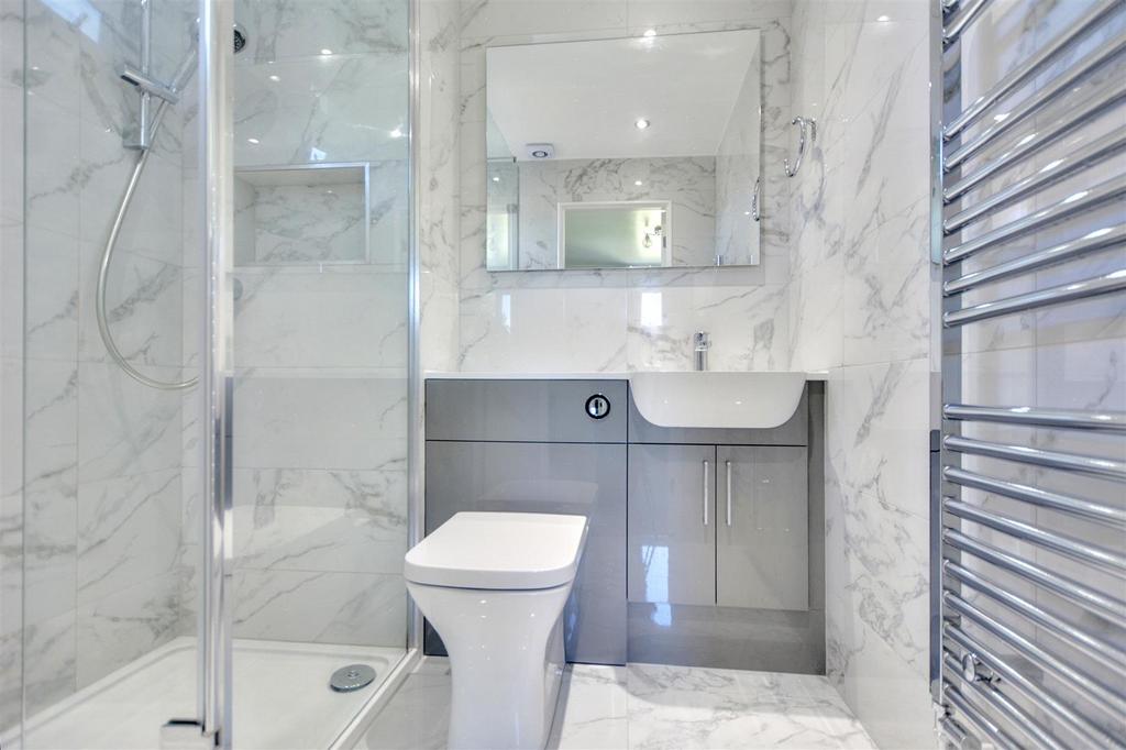 En Suite 2.jpeg