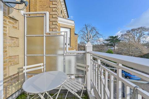 1 bedroom flat for sale, Thurlow Park Road, West Dulwich, London, SE21