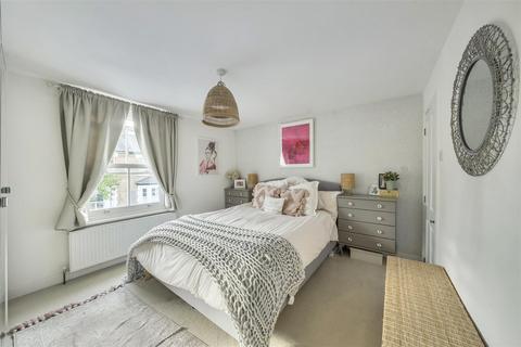 3 bedroom end of terrace house for sale, Cleaveland Road, Surbiton