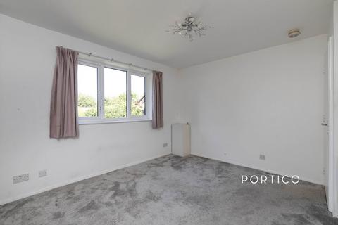 1 bedroom flat to rent, Abbey Lane, London, E15
