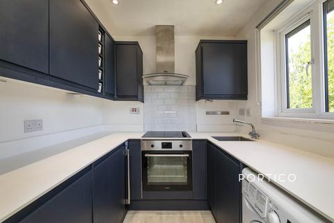 1 bedroom flat to rent, Abbey Lane, London, E15