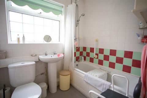 undefined, John Gunn Close, Chard