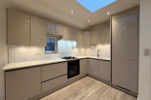 1 bedroom apartment to rent, Chesterfield Road, Ashford, Surrey, TW15