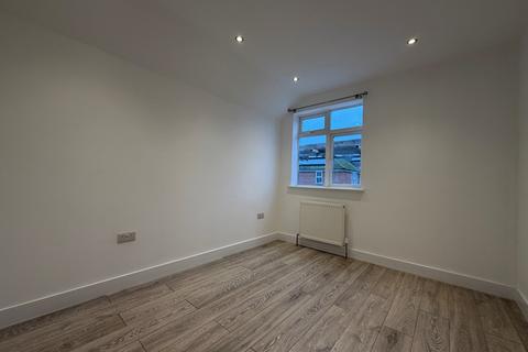 1 bedroom apartment to rent, Chesterfield Road, Ashford, Surrey, TW15