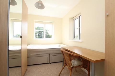 6 bedroom terraced house to rent, Foxglove Close, Bristol BS34
