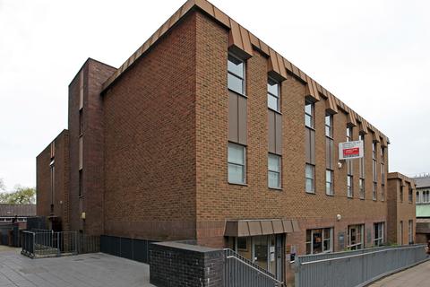 Office to rent, St Marys Walk Maidenhead SL6 1QZ