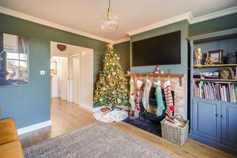 4 bedroom semi-detached house for sale, Stanbridge Road, Leighton Buzzard
