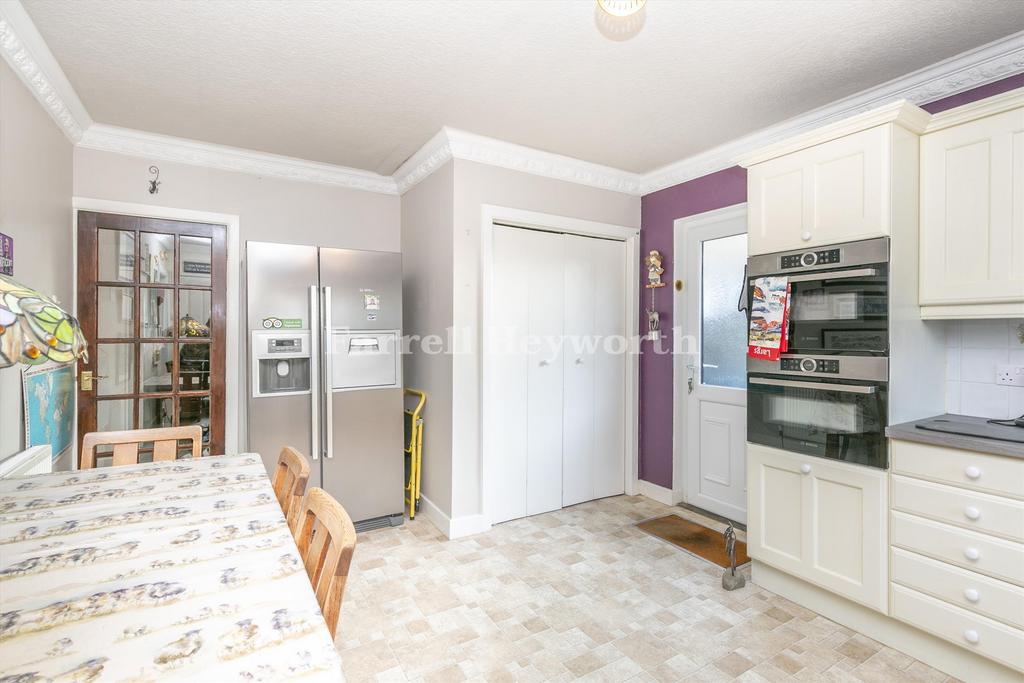 Kitchen diner view 2