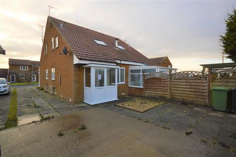 1 bedroom semi-detached house to rent, Cherry Tree Drive, Filey