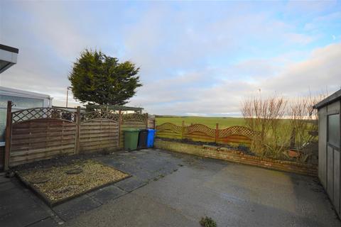 1 bedroom semi-detached house to rent, Cherry Tree Drive, Filey