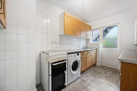 2 bedroom flat for sale, Rosemont Court, Rosemont Road, Acton W3 9LS