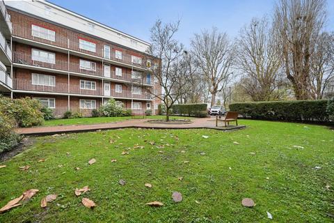 Rosemont Road, Acton