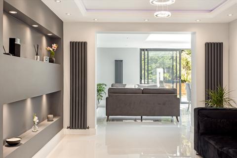 4 bedroom detached house to rent, Derwent Avenue, London, SW15