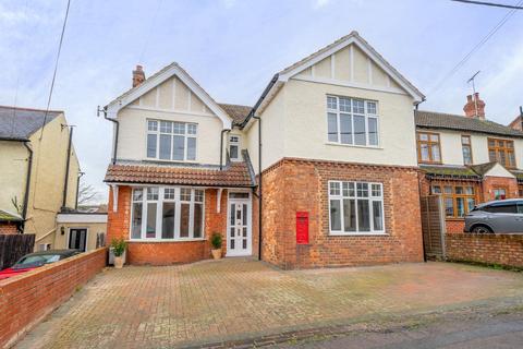 4 bedroom detached house for sale, The Old Post Office. 20 Birds Hill, Heath And Reach, Leighton Buzzard
