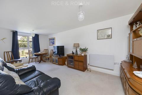 1 bedroom retirement property to rent, Dukes Ride, Crowthorne RG45