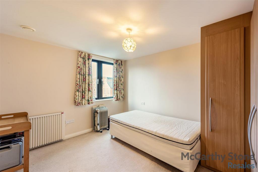 8674139-interior12.jpg