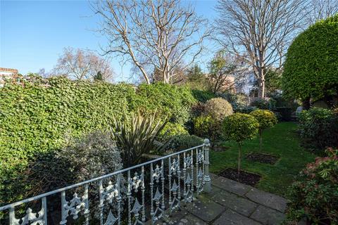 4 bedroom terraced house for sale, Lonsdale Square, Barnsbury, Islington, London, N1