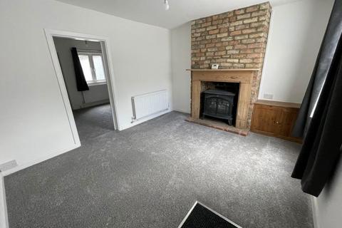2 bedroom terraced house to rent, Saunders Piece, Ampthill MK45