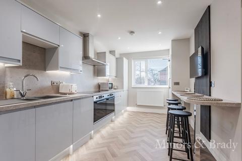 6 bedroom end of terrace house to rent, Friends Road, Norwich, NR5