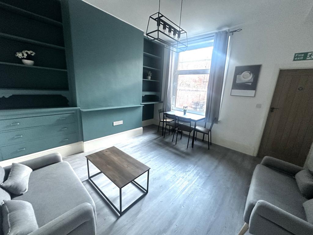 Stunning Room Shares - 6 Alert Street