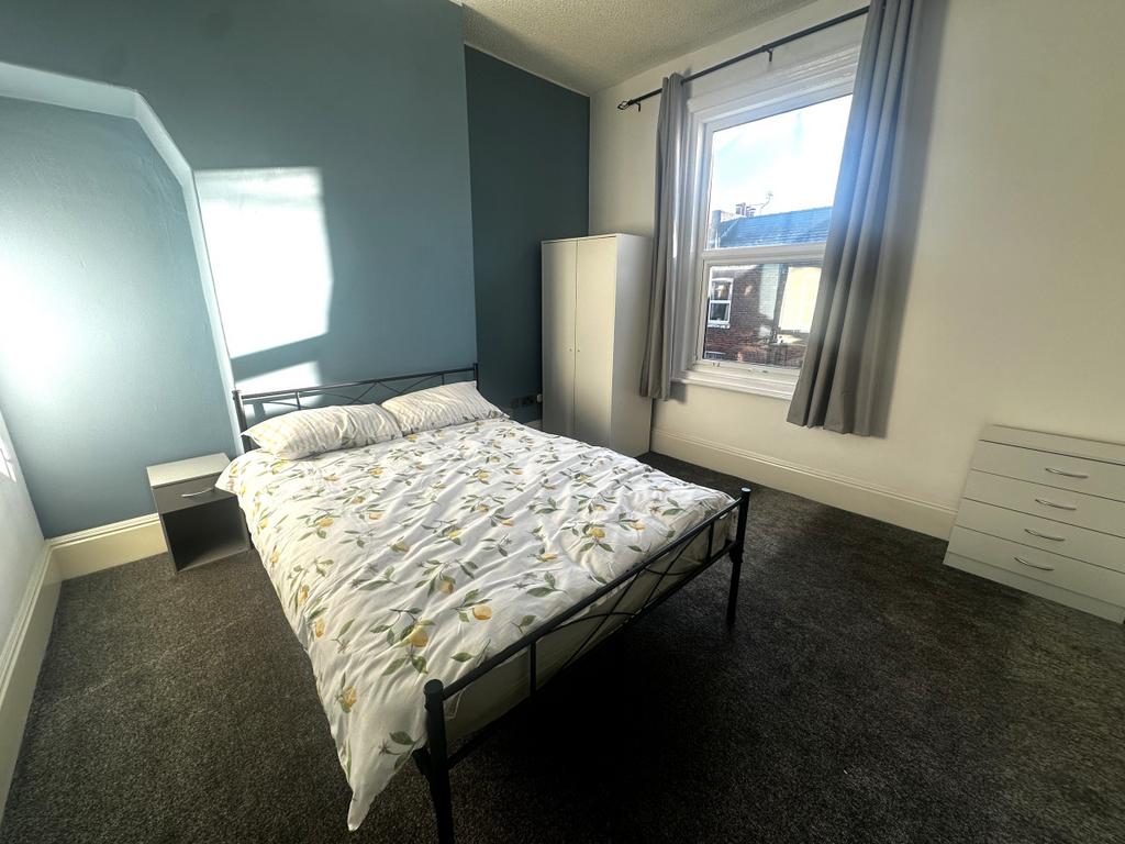 Stunning Room Shares - 6 Alert Street