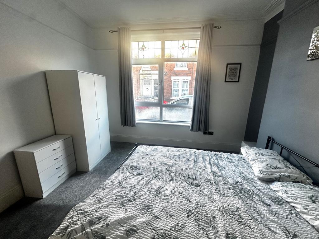 Stunning Room Shares - 6 Alert Street