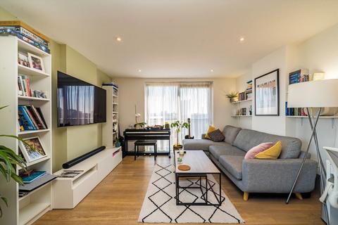 2 bedroom flat to rent, Seafarer Way, London SE16