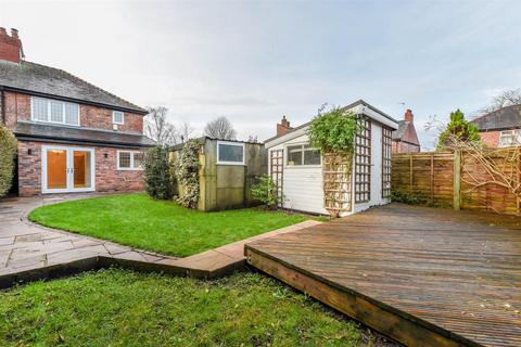 3 bedroom semi-detached house for sale, Broadway, Leyland