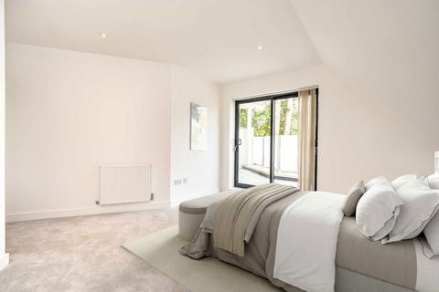 undefined, Lillium Mews, Wimbledon SW19