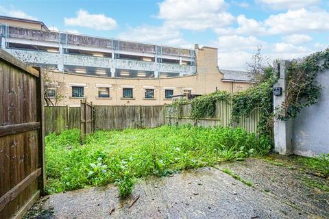 9 bedroom terraced house for sale, Devonshire Road, Hastings