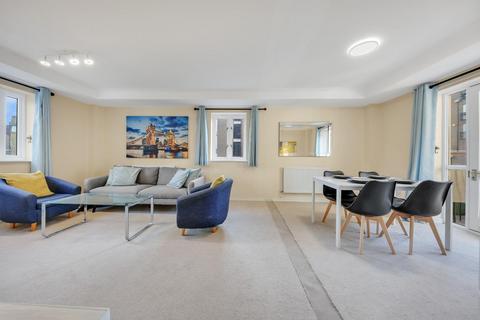 2 bedroom flat to rent, Rotherhithe Street, London