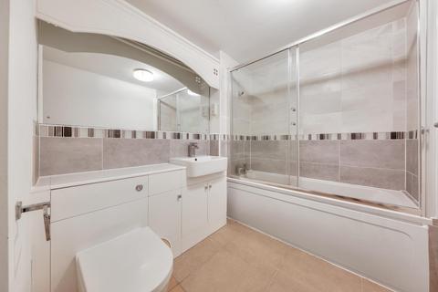 2 bedroom flat to rent, Rotherhithe Street, London