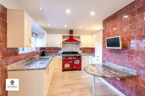 2 bedroom bungalow for sale, Top Hall Road, Bessacarr, Doncaster, South Yorkshire, DN4