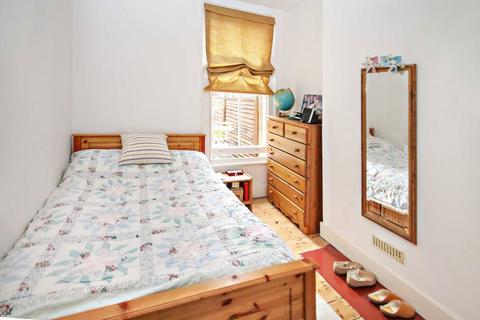 1 bedroom flat to rent, Oaklands Road, London W7