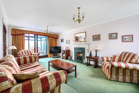 undefined, Throgmorton Road, Hampshire GU46