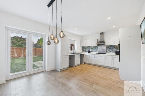 4 bedroom detached house to rent, Bowlands Lane, Catterall, PR3