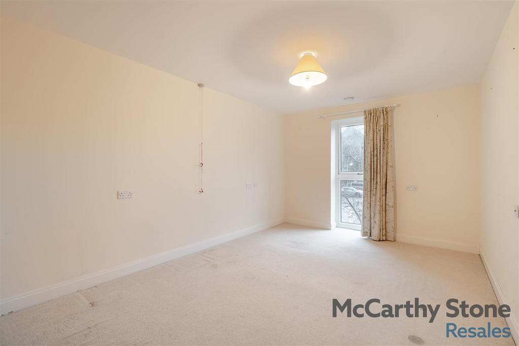 8673061-interior17.jpg