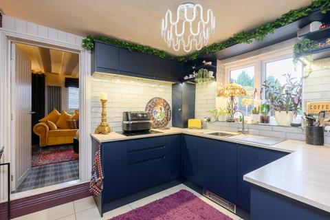 2 bedroom house for sale, Plum Street