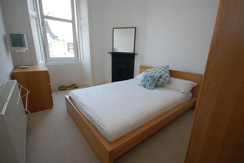 2 bedroom flat to rent, 1031L Lorne Street, Edinburgh, EH6 8QG