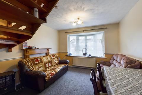 2 bedroom house for sale, Larkspur Croft, Boston