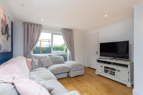 undefined, Hithercroft Road, High Wycombe HP13