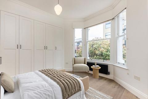 2 bedroom flat to rent, Rowan Road, London W6