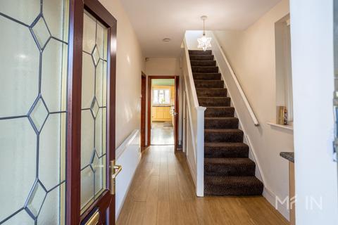 4 bedroom semi-detached house for sale, The Circle, Leicester LE5