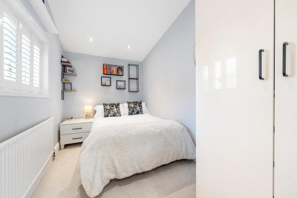 Bedroom.JPG