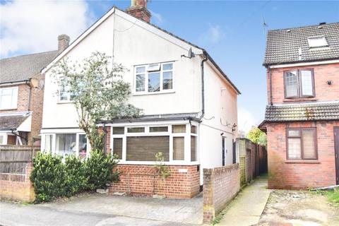 2 bedroom semi-detached house for sale, Somerset Road, Hampshire GU14